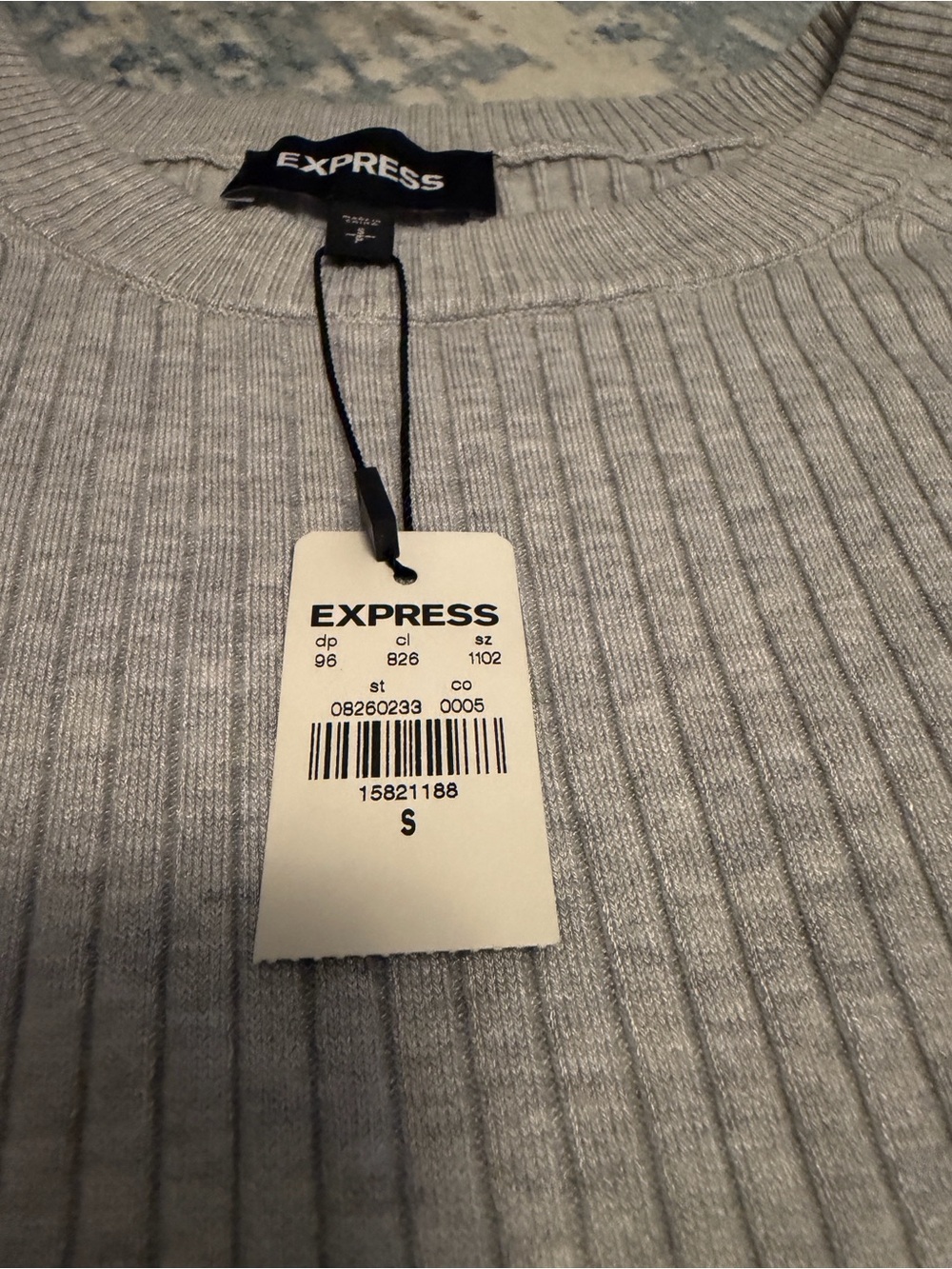 Express Light Gray Ribbed Crewneck Sweater - Picture 3 of 8